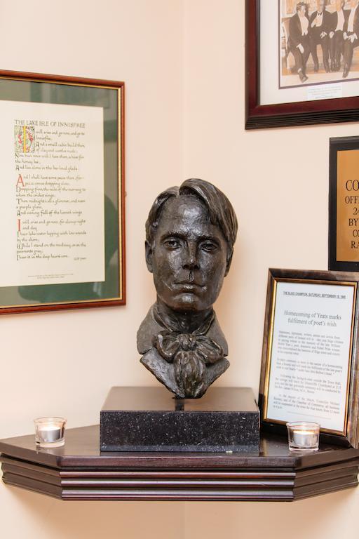 The Yeats County Inn Hotel Tubbercurry ภายนอก รูปภาพ