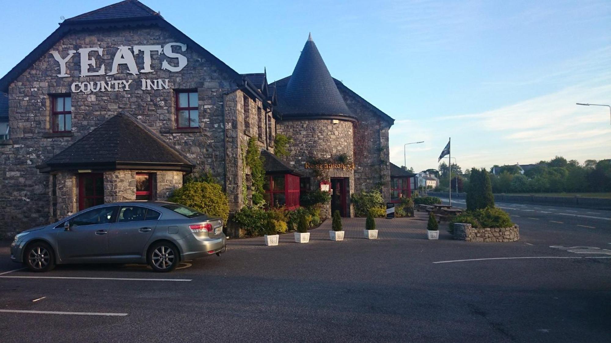 The Yeats County Inn Hotel Tubbercurry ภายนอก รูปภาพ