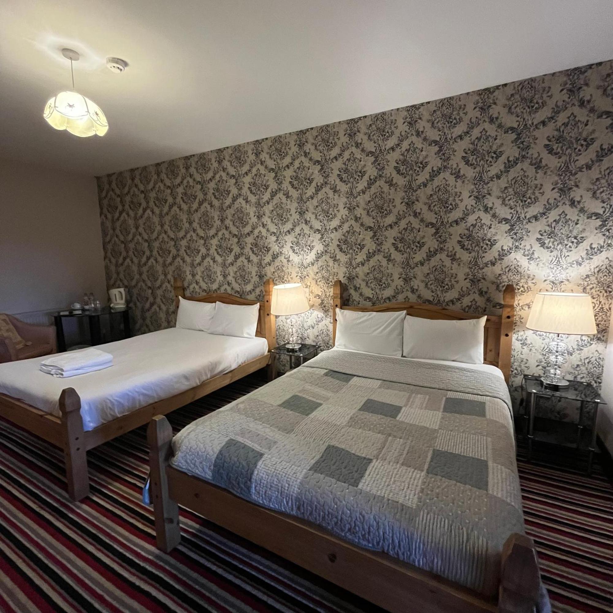 The Yeats County Inn Hotel Tubbercurry ภายนอก รูปภาพ