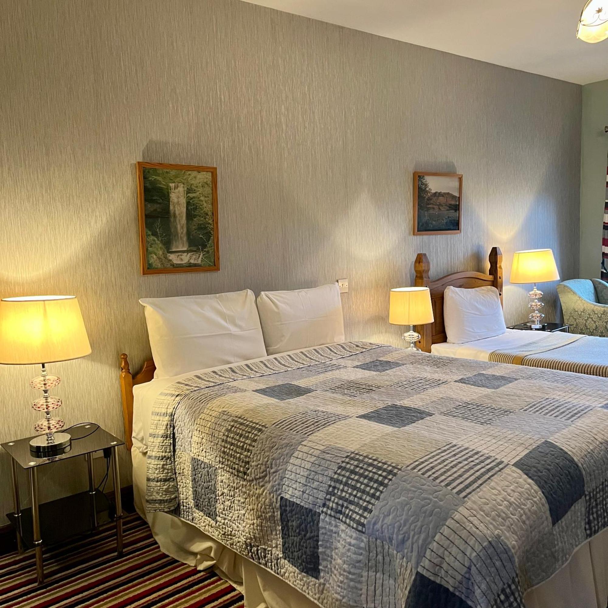 The Yeats County Inn Hotel Tubbercurry ภายนอก รูปภาพ
