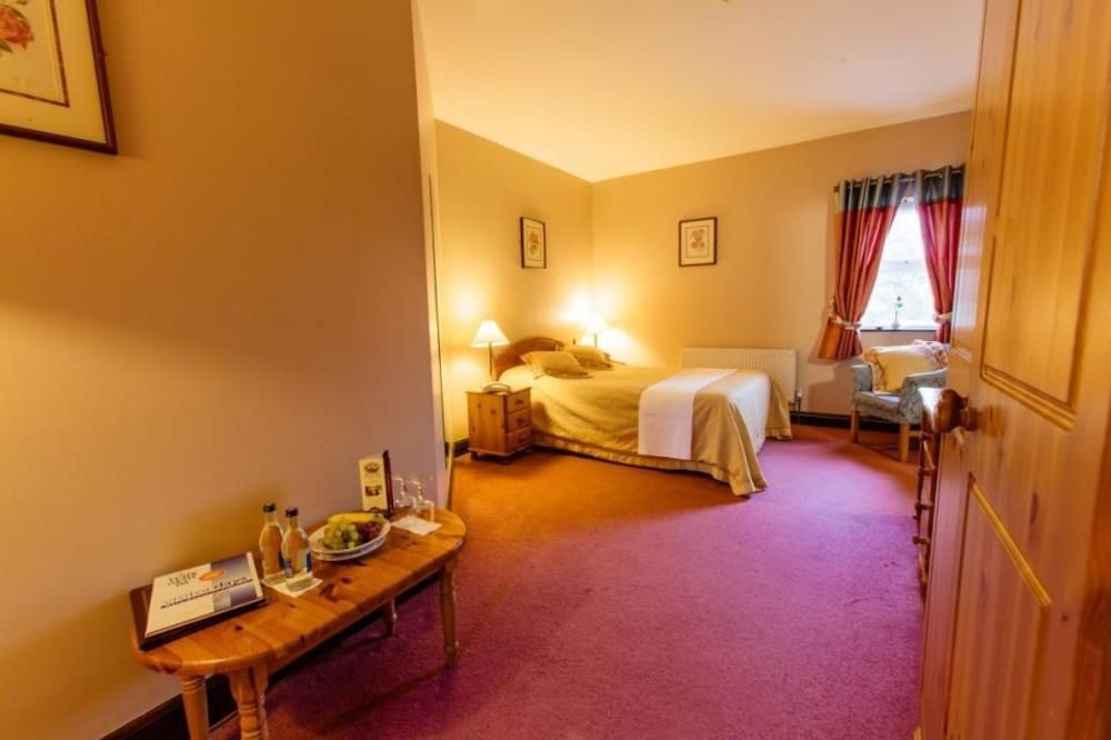 The Yeats County Inn Hotel Tubbercurry ภายนอก รูปภาพ