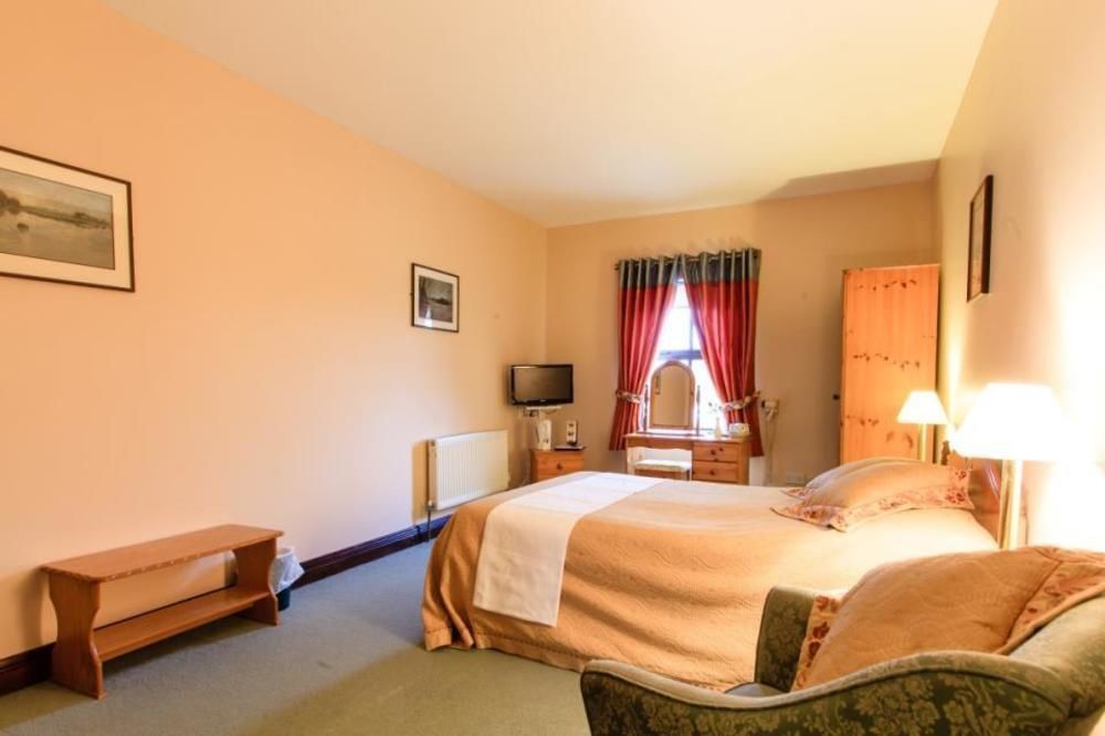 The Yeats County Inn Hotel Tubbercurry ภายนอก รูปภาพ